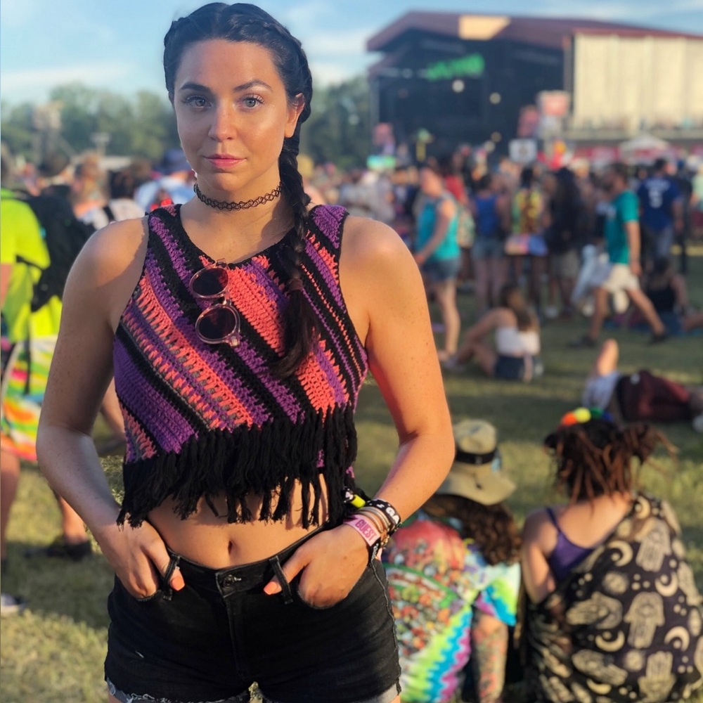 Urban Outfitters Ecote Crochet Fringe Crop Top - Picture 2 of 9